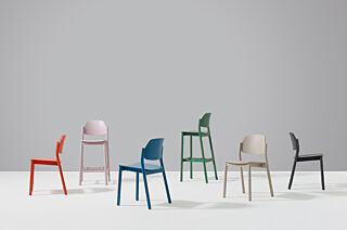 April Collections Banner1 Mobile