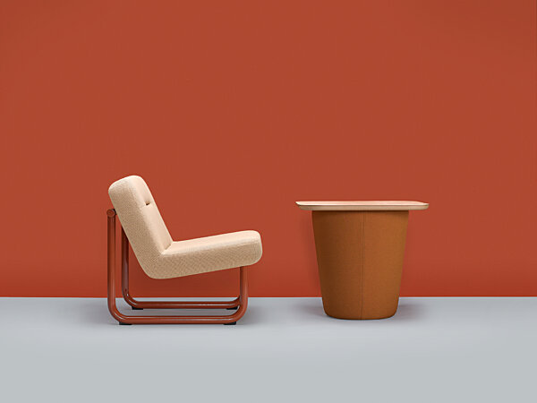 Chroma Armless Lounge with High Table