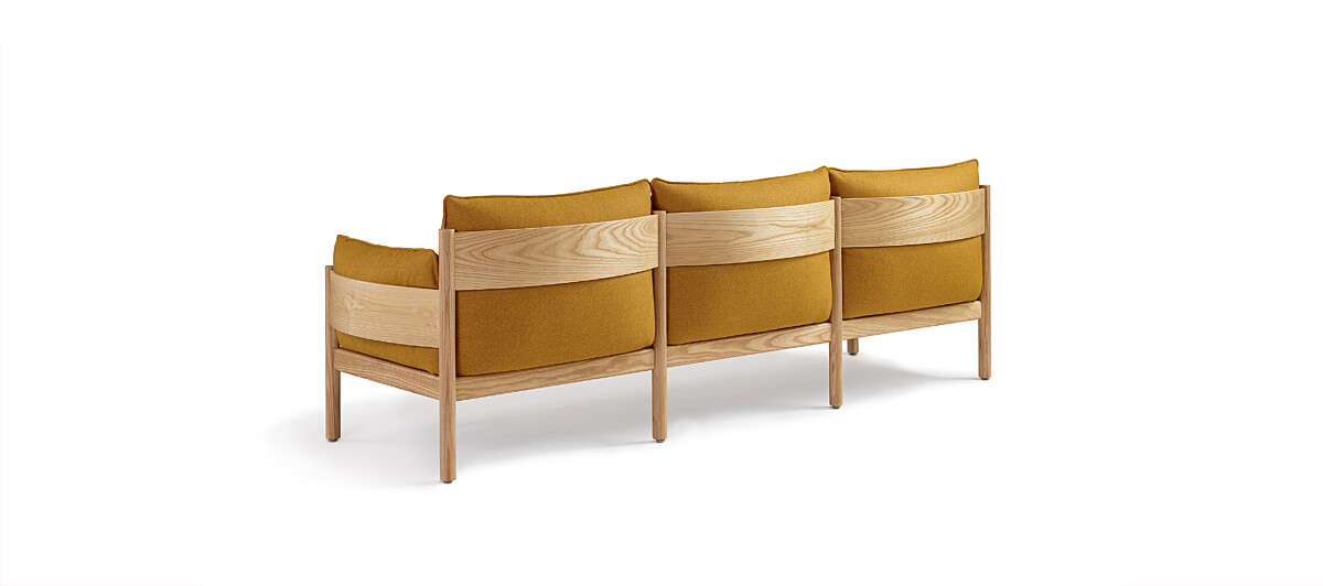 63421 web ST01 3 B3quarter standard